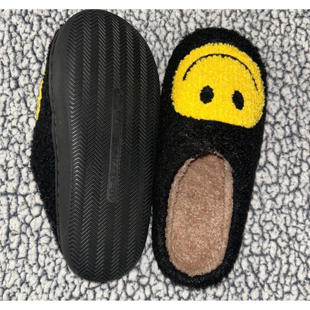 Smiley Face Plush Slippers Black Yellow Fuzzy House Shoes Slip On‎ Mules 40-41